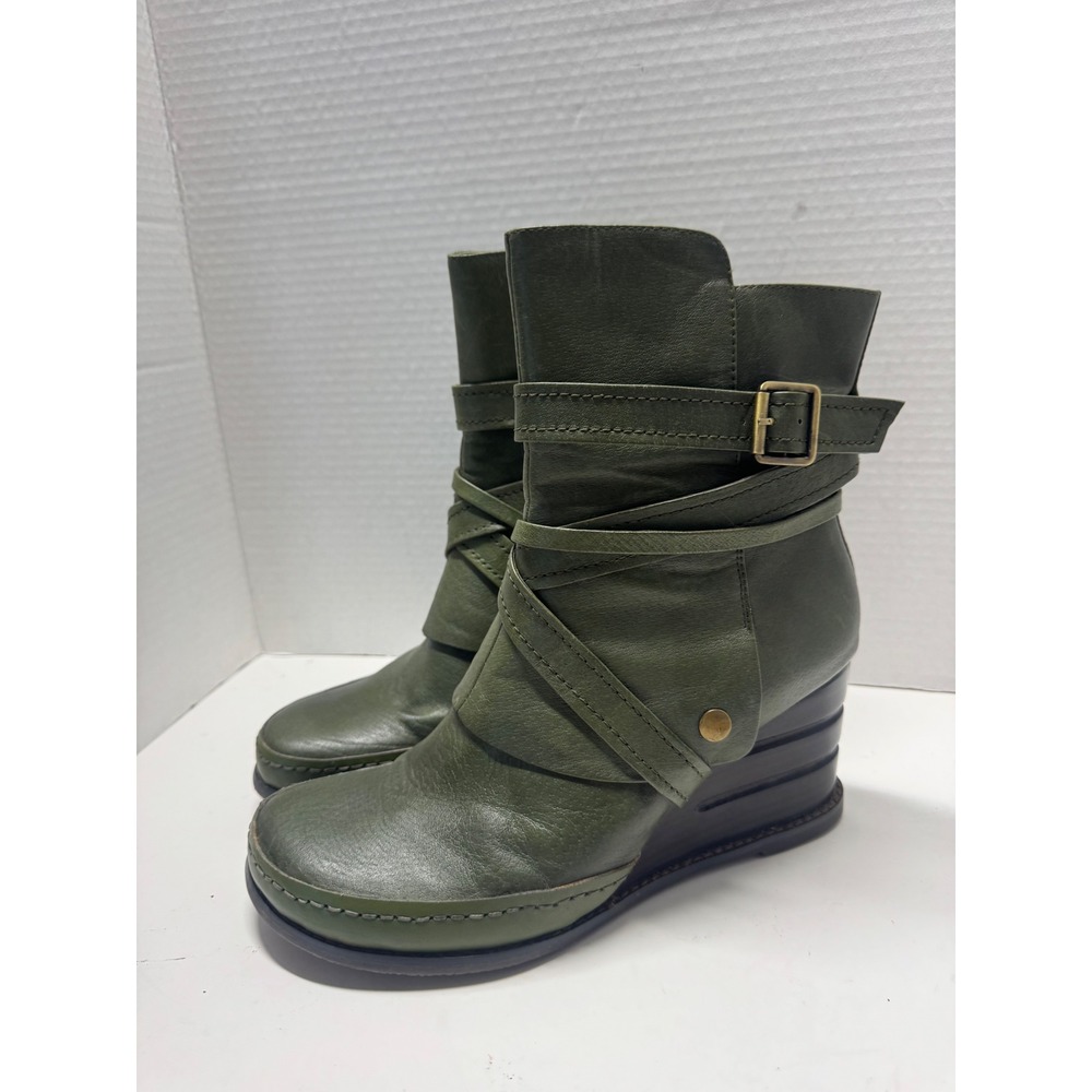 Miz Mooz Beverly Olive Green Leather Wedge Ankle Boots Size 10 5334-4307-8A